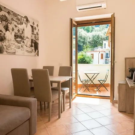 Гостьовий будинок Casa D'amare 4*