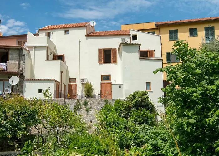 Guest house Casa D'amare 4*